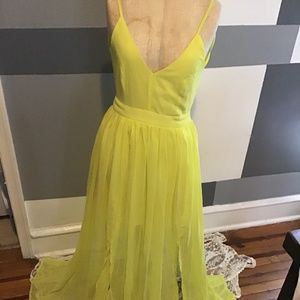 yellow vacation dress